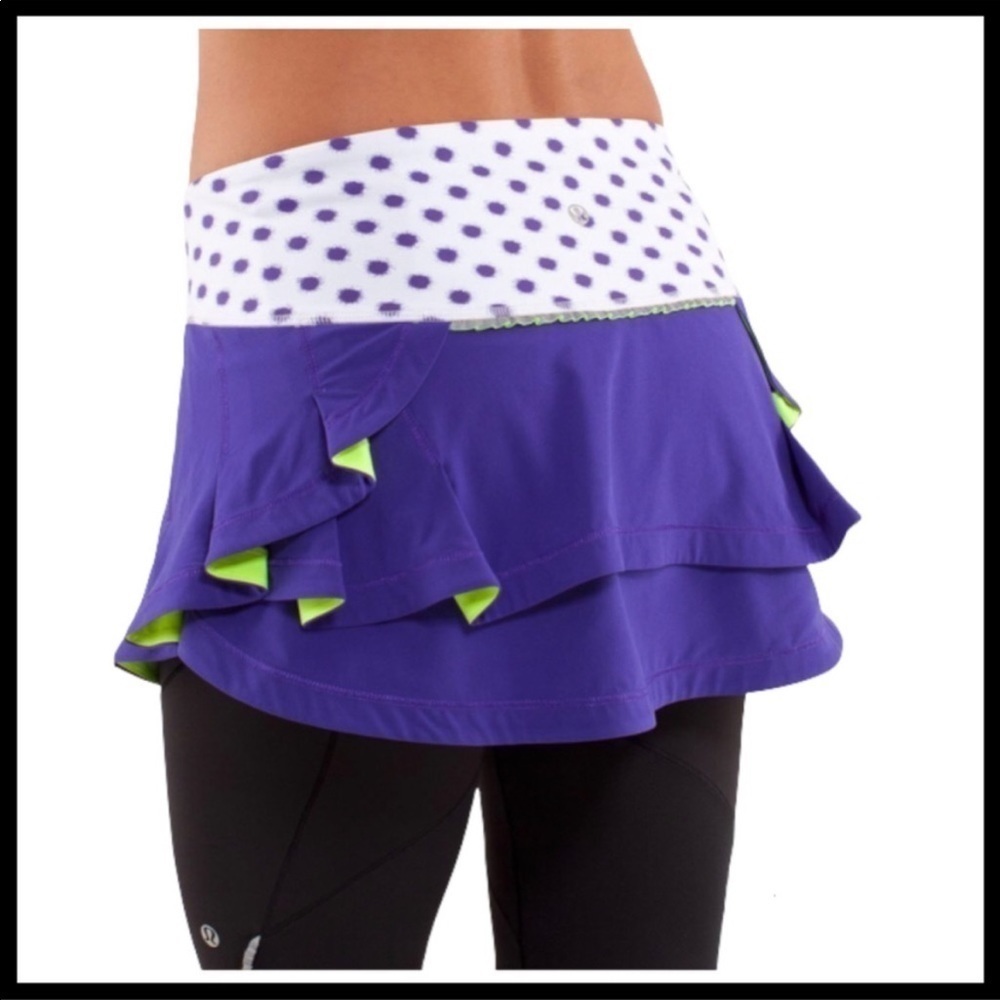 LULULEMON Presta Skirt in Bruised Berry